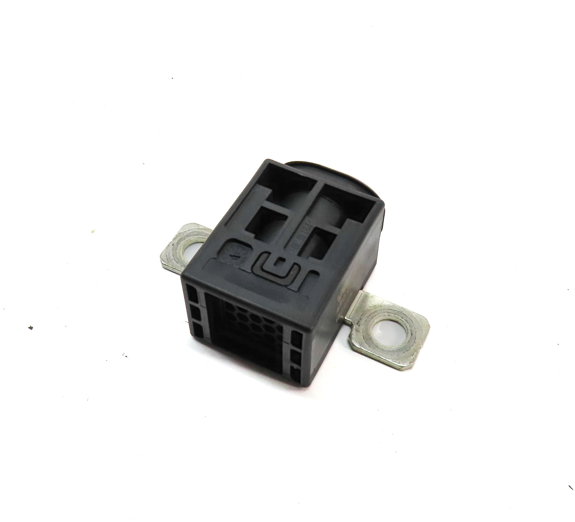 2013 AUDI A6 (C7 4G) 3.0L SUPER (CTUA) ENGINE BATTERY OVERLOAD PROTECTION SWITCH — exact item pictured